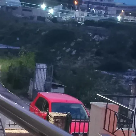 بيت للعطل Bela Modern